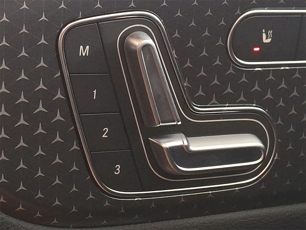 2026 Mercedes Benz GLB 250 4MATIC photo 19