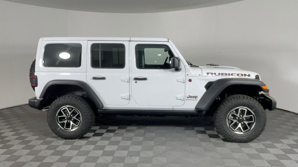 2025 Jeep Wrangler Rubicon photo 3