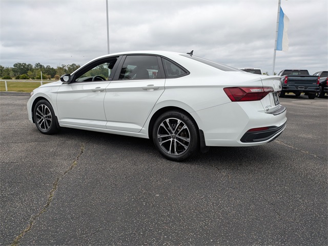 2024 Volkswagen Jetta 1.5T Sport photo 5