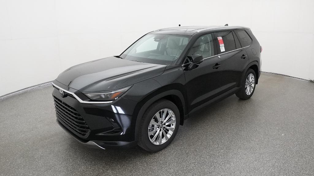 2026 Toyota Grand Highlander Platinum's photo