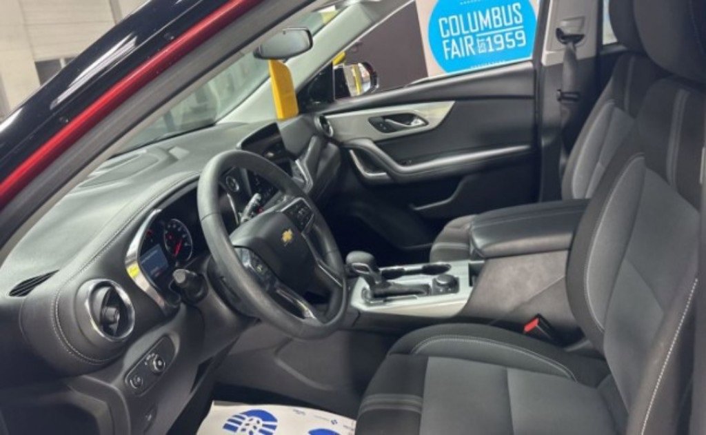 2024 Chevrolet Blazer 2LT photo 2