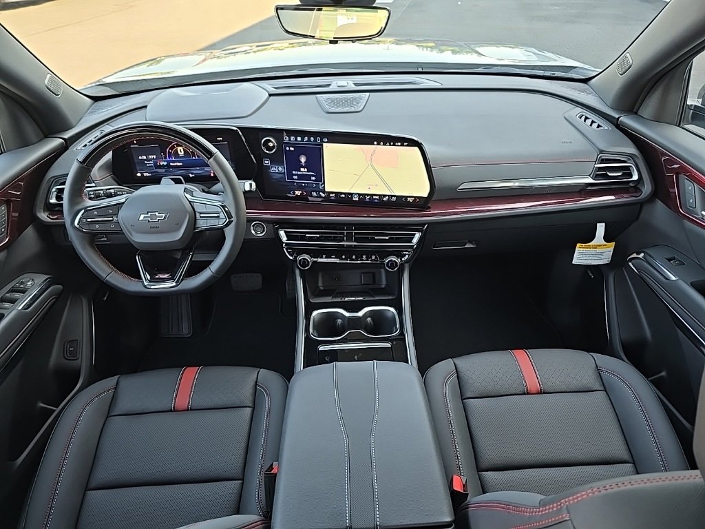 2025 Chevrolet Traverse RS photo 23