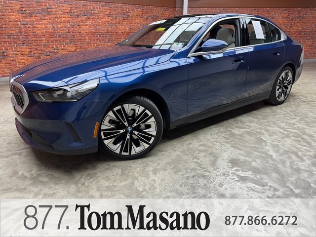 2026 BMW 5 Series 530i's photo