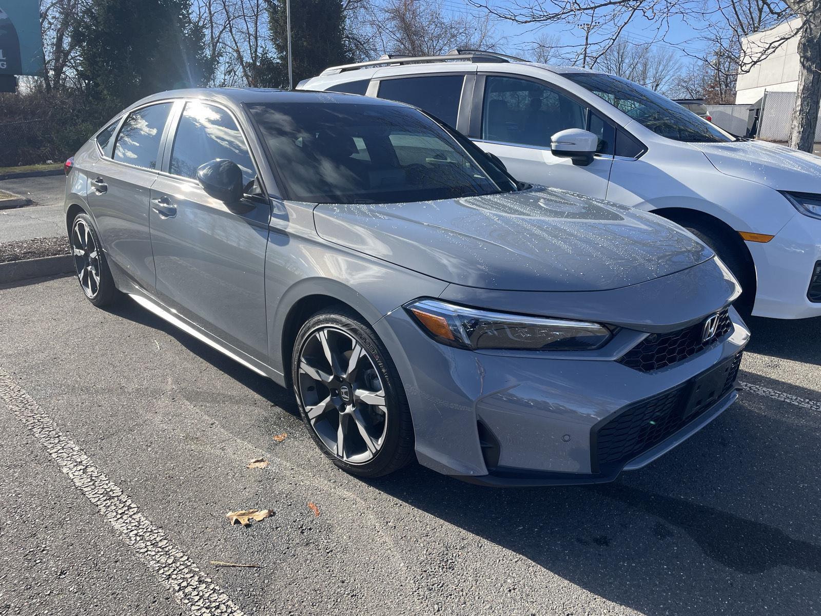 2025 Honda Civic Hatchback Sport Touring's photo