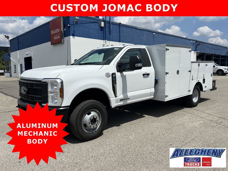 2024 Ford F-350 Super Duty Chassis Cab XL's photo