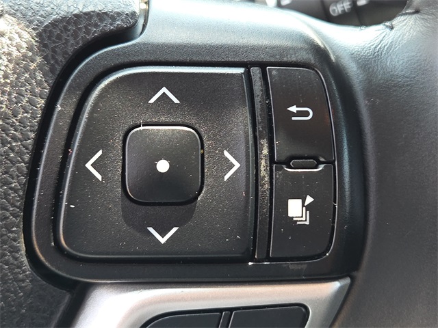 2019 Toyota Highlander SE photo 21