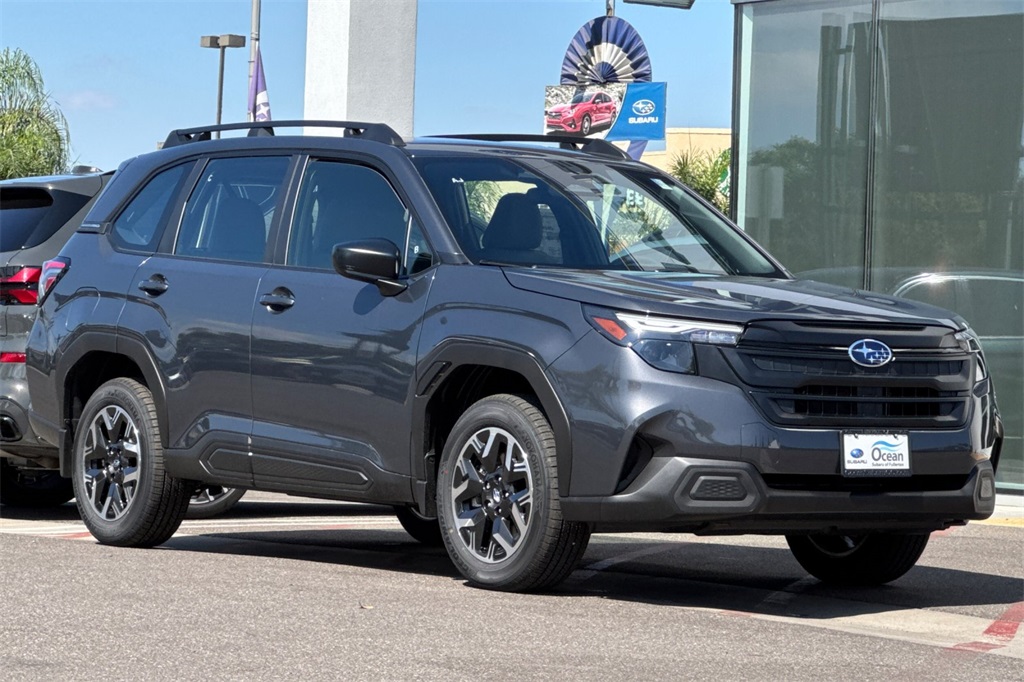 2025 Subaru Forester Base photo 2