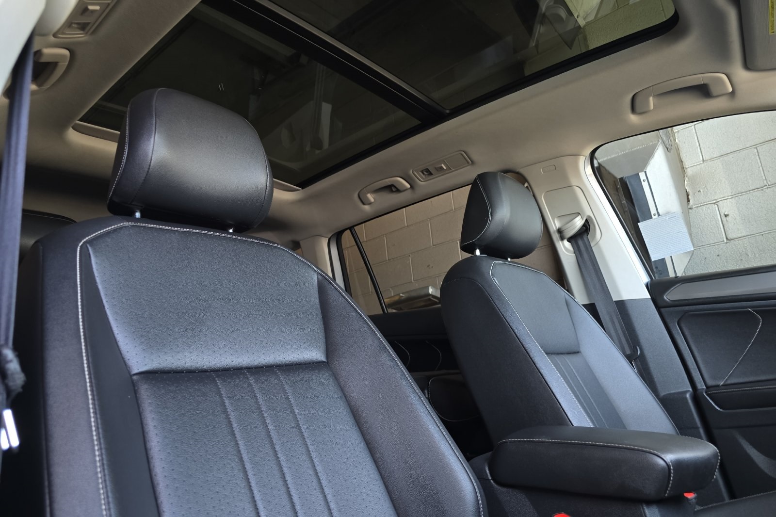 2022 Volkswagen Tiguan SE photo 15
