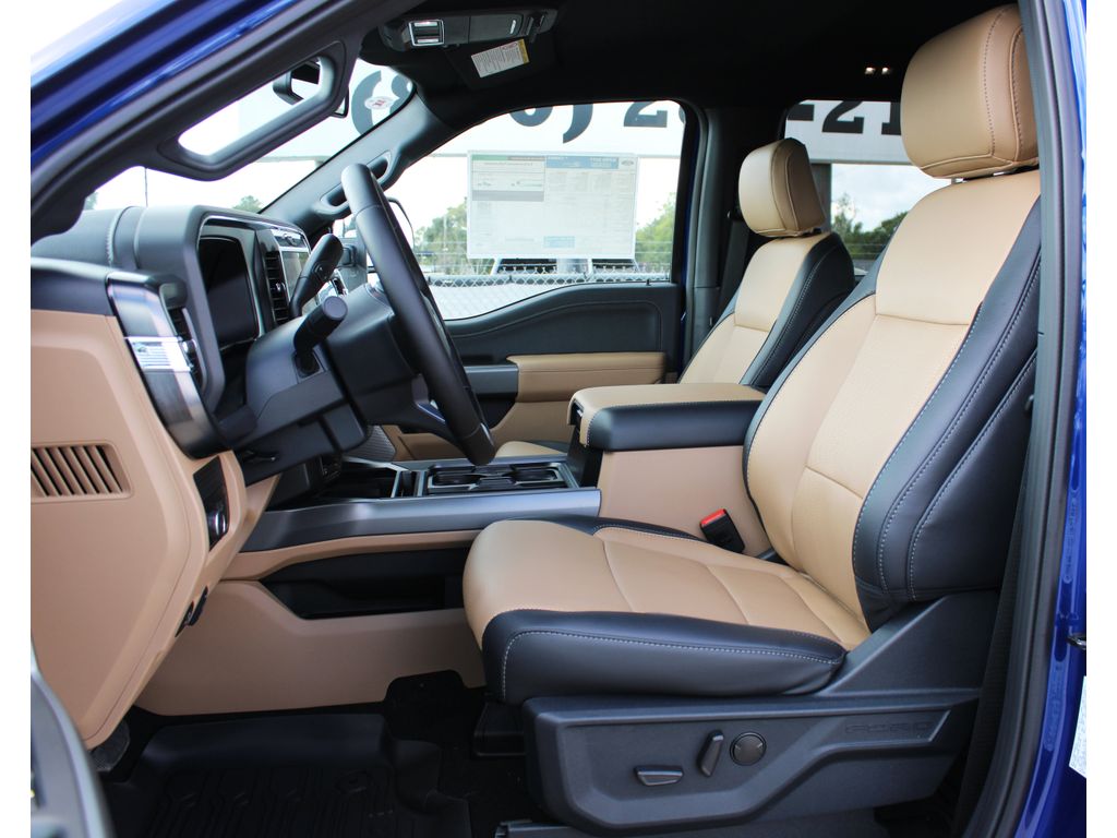 2026 Ford F-250 Lariat photo 4