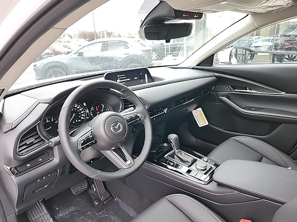 2025 Mazda CX-30 2.5 S Preferred photo 4