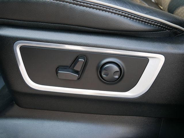 2023 Ram 1500 Laramie photo 17