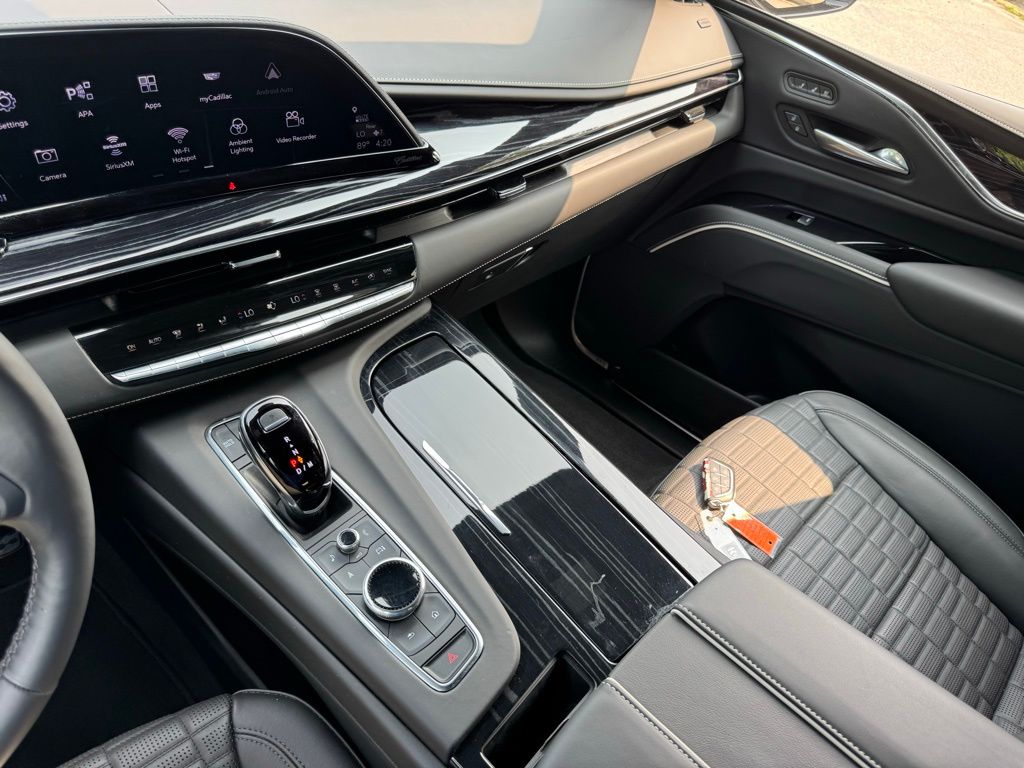 2023 Cadillac Escalade V-Series photo 28