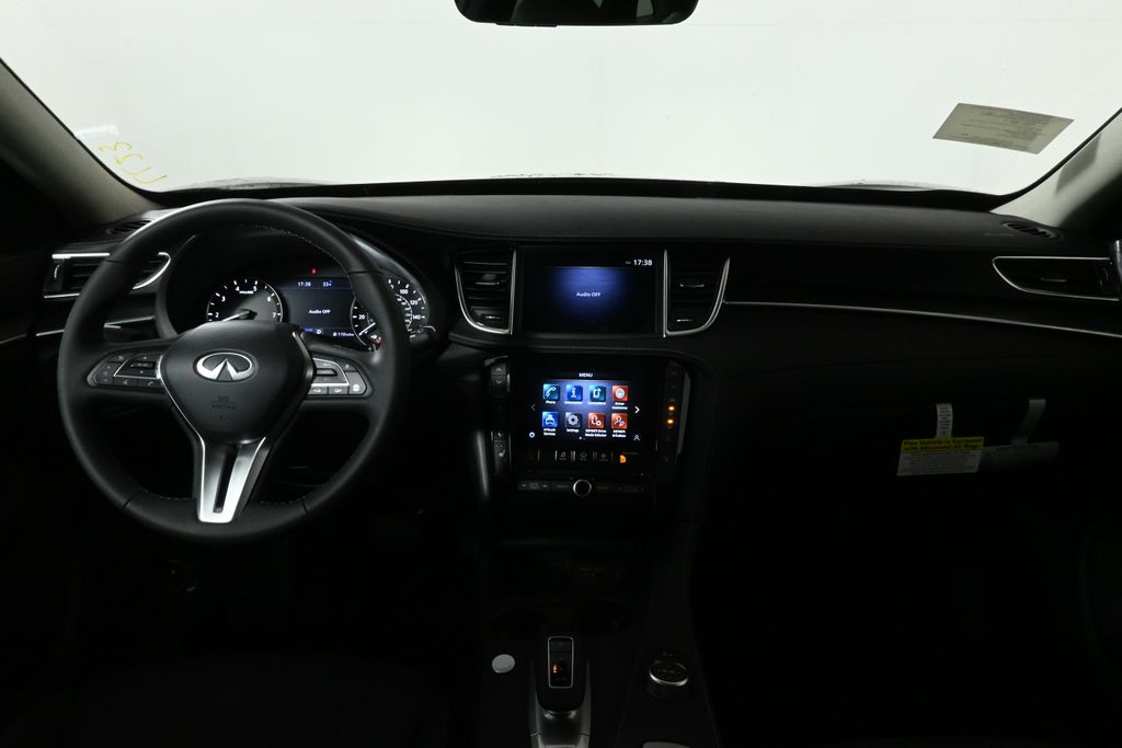 2025 Infiniti QX50 Luxe photo 15