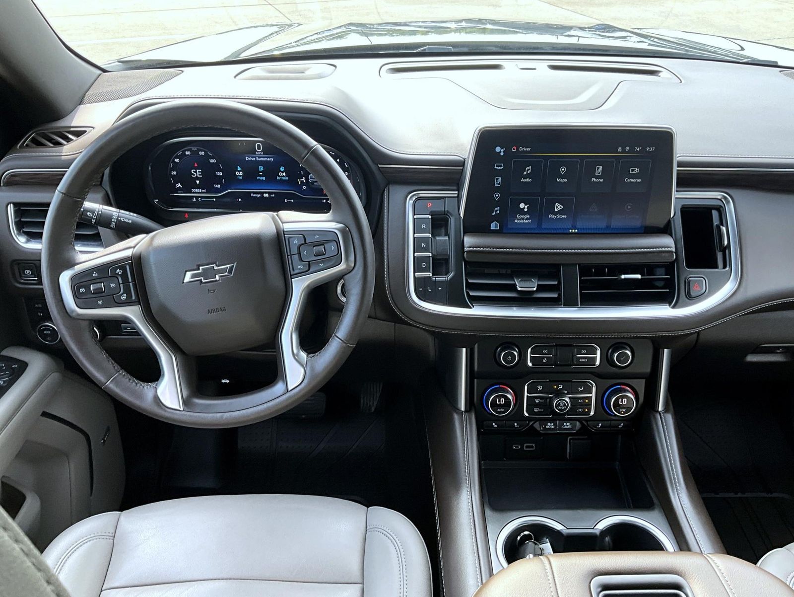 2022 Chevrolet Tahoe Z71 photo 13