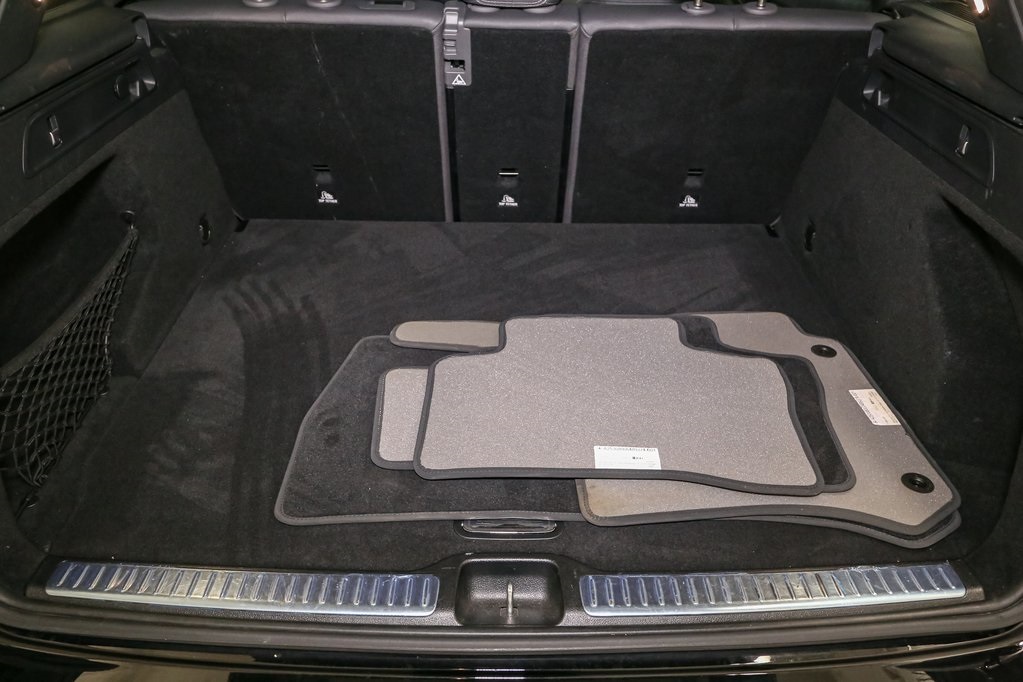 2022 Mercedes Benz GLC 300 4MATIC photo 9
