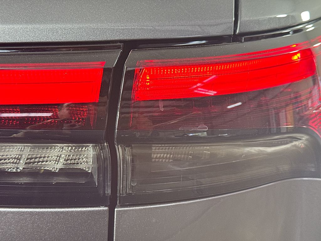 2026 Infiniti QX60 Luxe photo 31