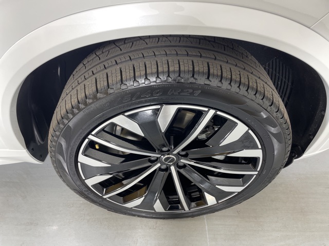 2026 Volvo XC90 AWD Plus photo 11