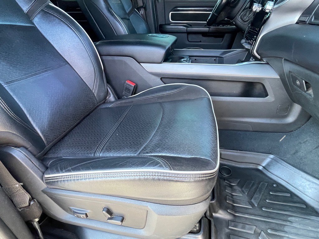 2022 Ram 2500 Laramie photo 12