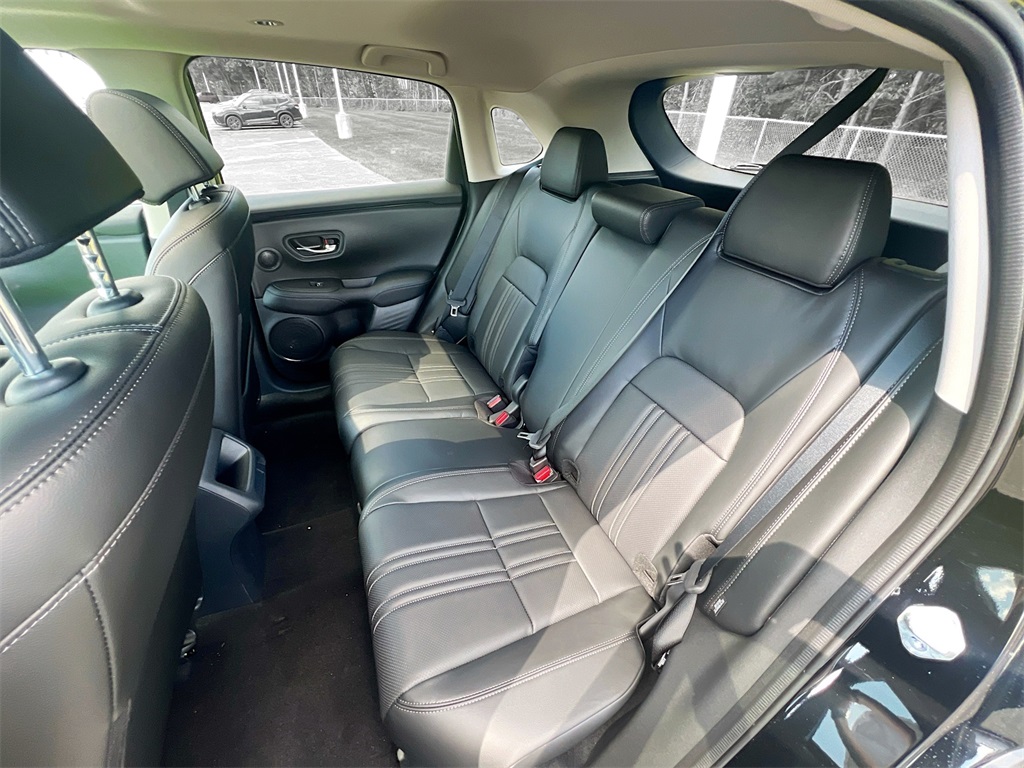 2026 Honda HR-V EX-L photo 10