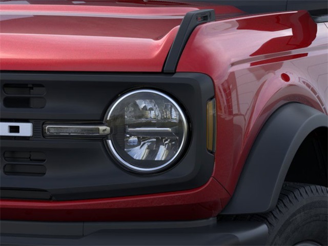 2025 Ford Bronco Base photo 17