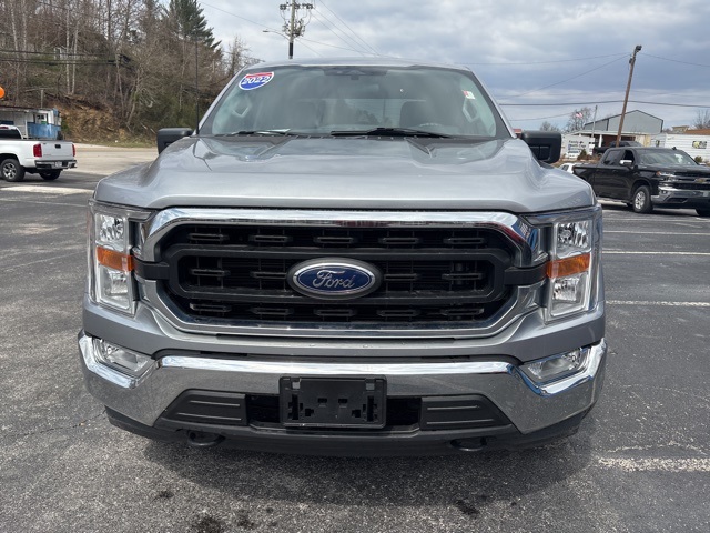 2022 Ford F-150 XLT photo 2