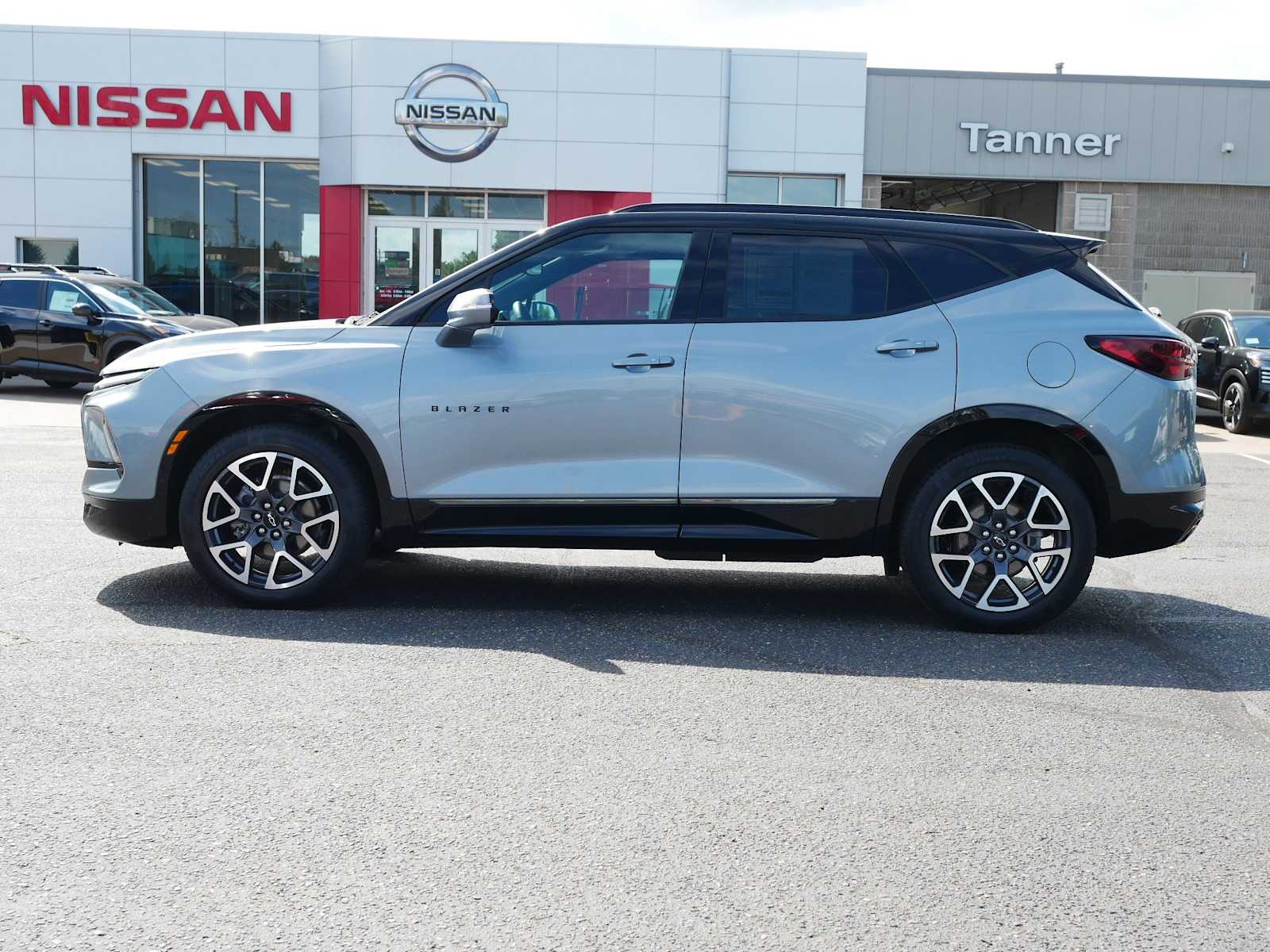 2023 Chevrolet Blazer RS photo 4