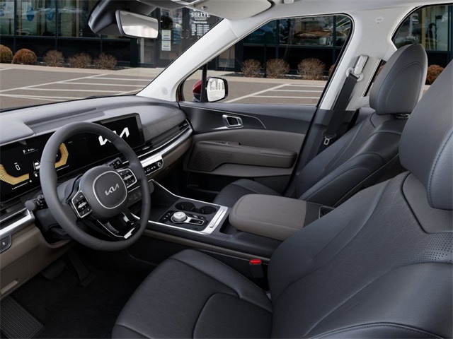 2026 Kia Carnival LXS photo 16