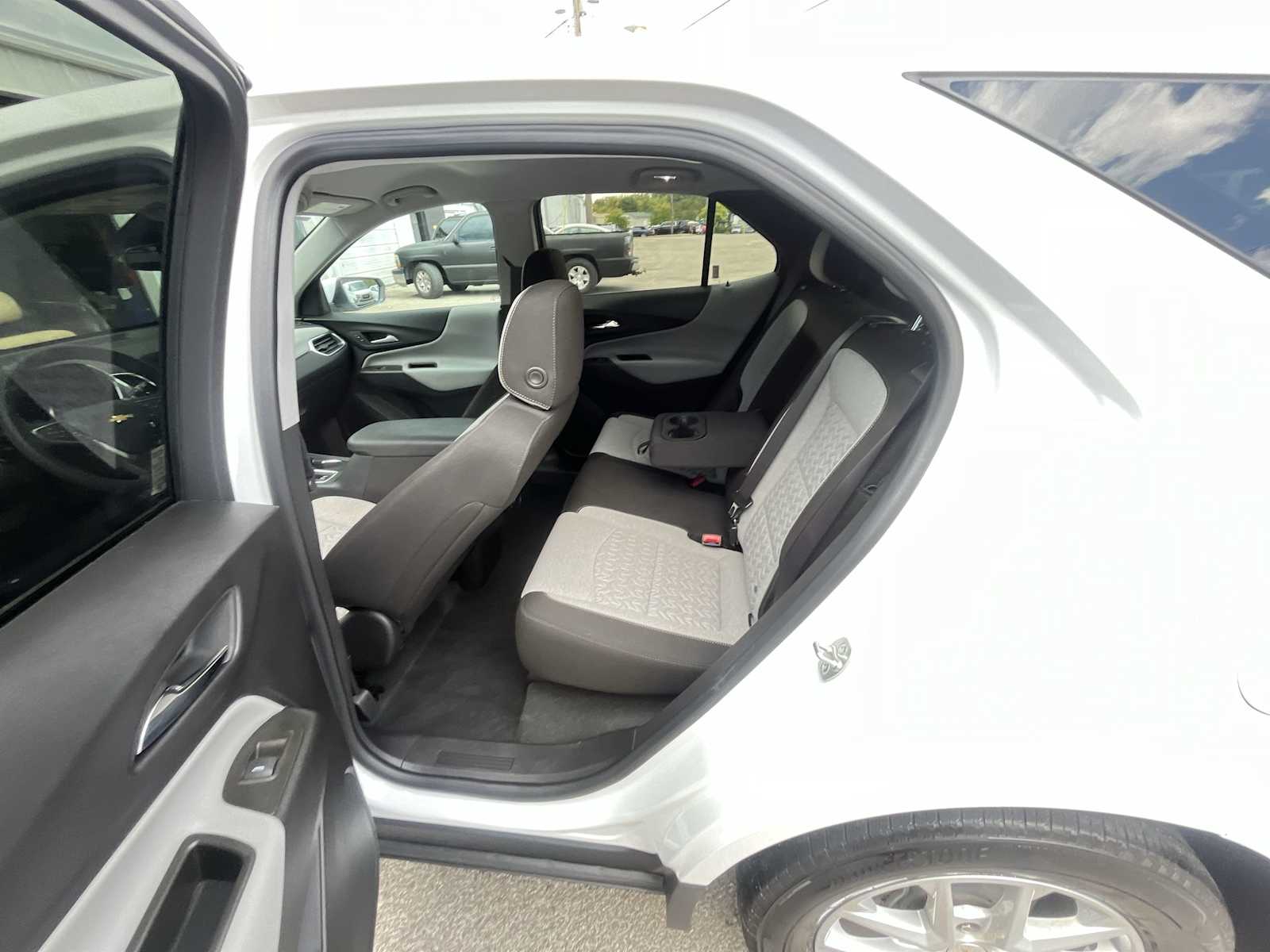 2023 Chevrolet Equinox LT photo 20
