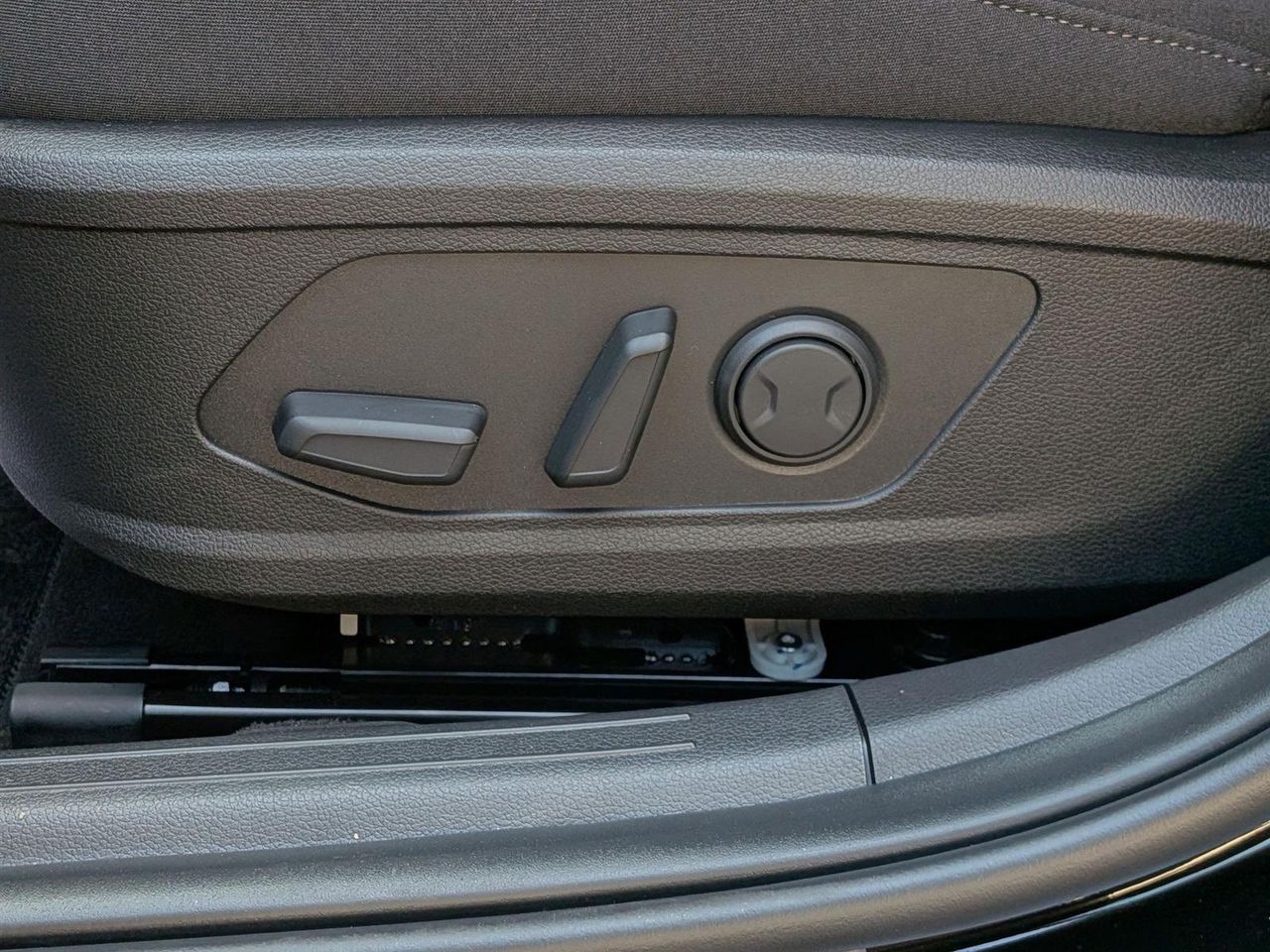 2025 Hyundai Sonata SEL photo 13