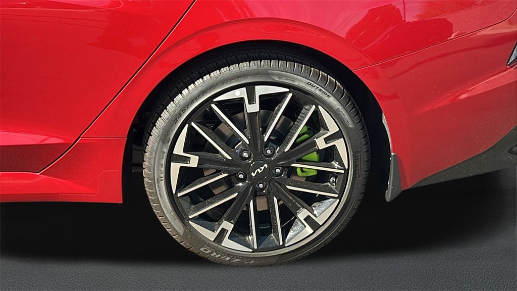 2026 Kia K5 GT photo 4