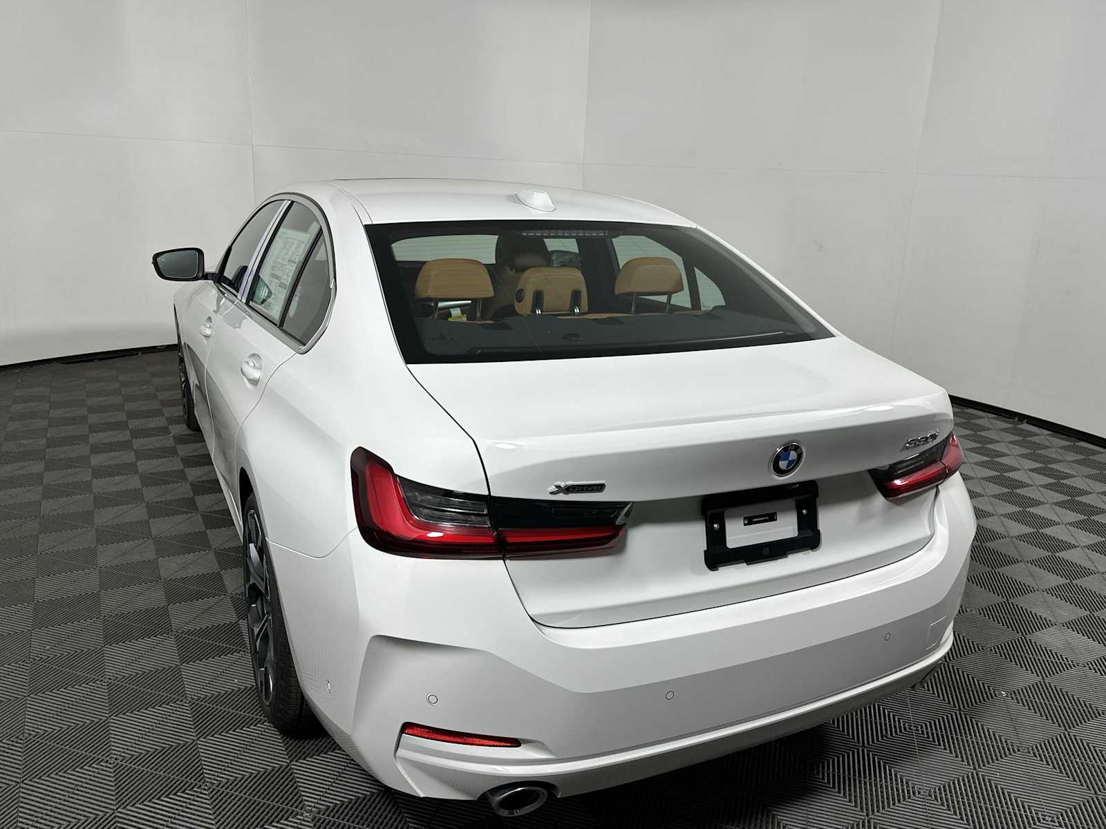 2025 Bmw 330i xDrive photo 3