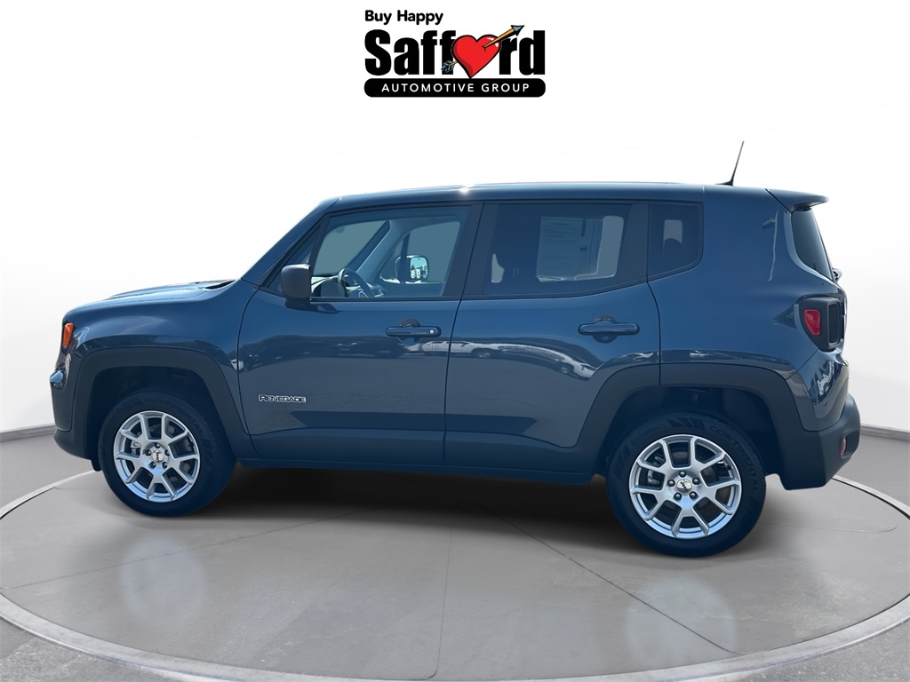 2023 Jeep Renegade Latitude photo 3