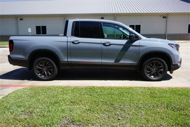 2025 Honda Ridgeline Sport photo 3