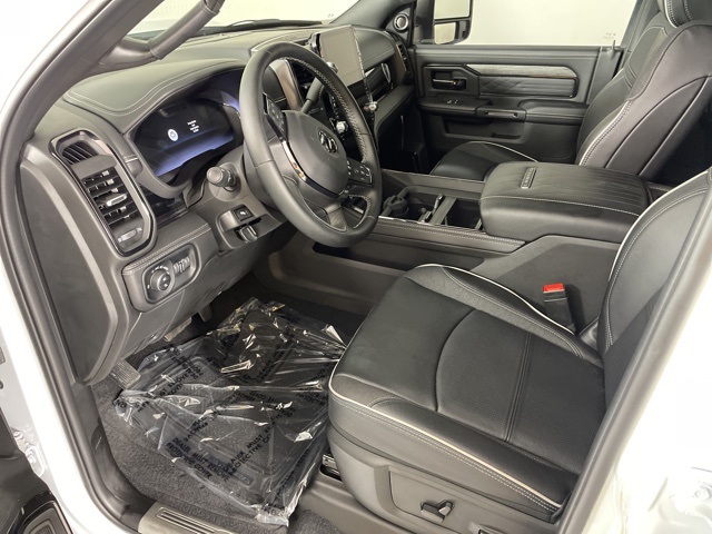 2025 Ram 3500 Limited photo 18
