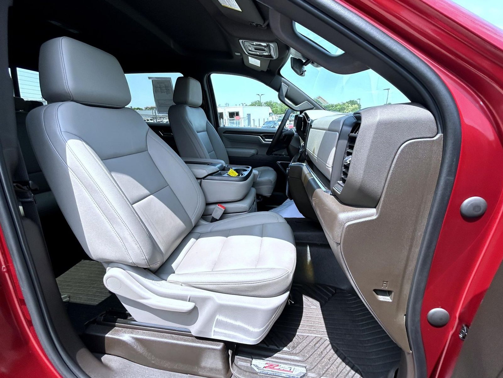 2023 Chevrolet Silverado 1500 LT photo 16