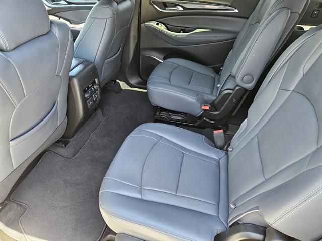 2024 Buick Enclave Premium photo 17