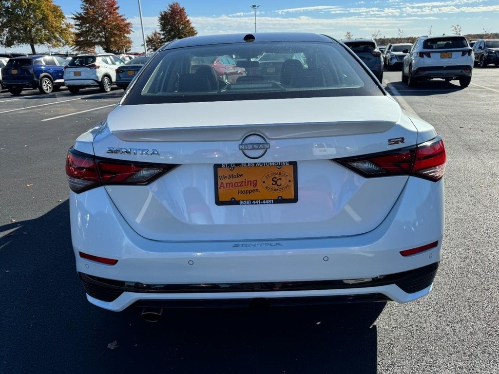 2024 Nissan Sentra SR photo 2