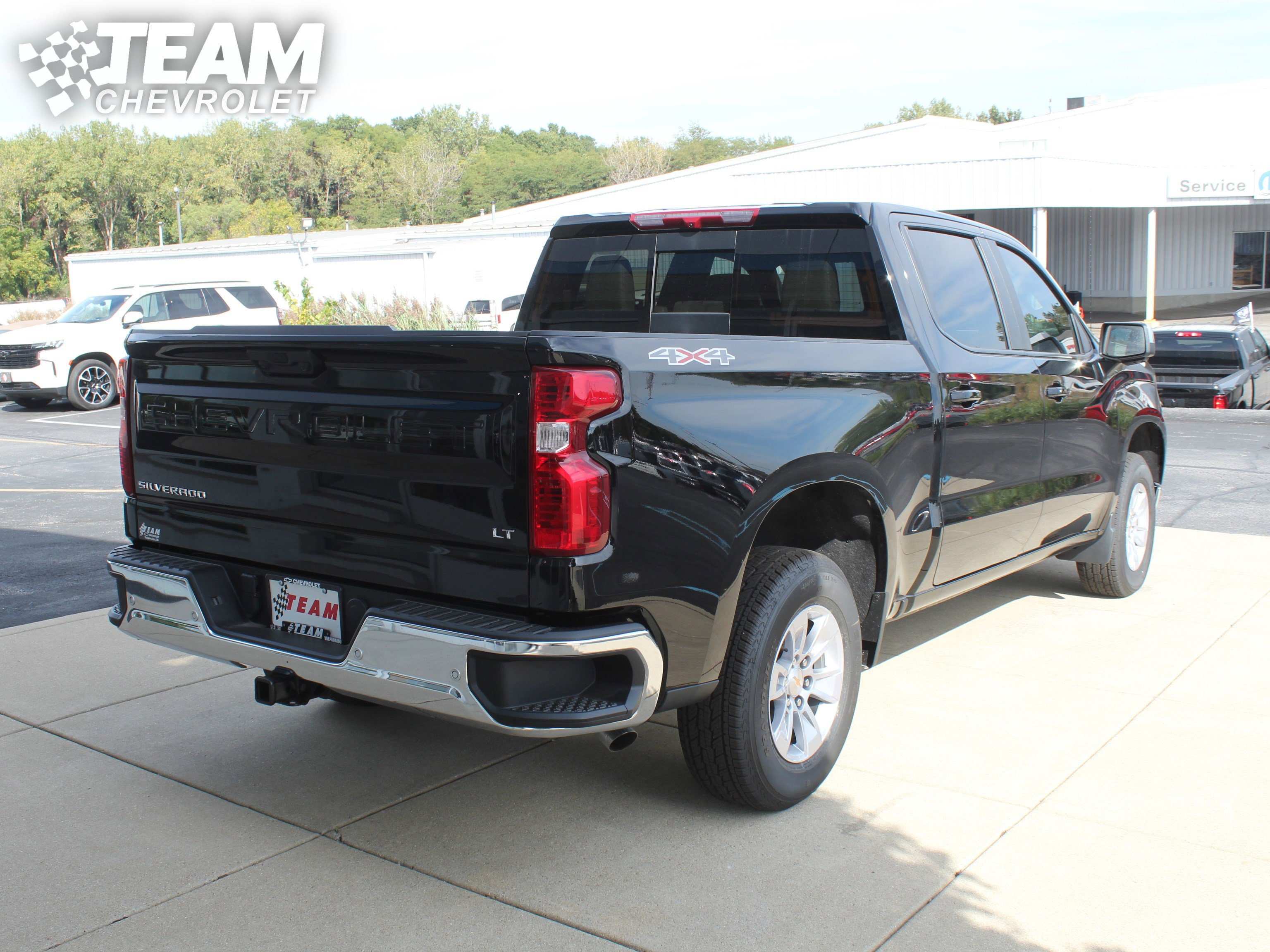 2026 Chevrolet Silverado 1500 LT photo 4