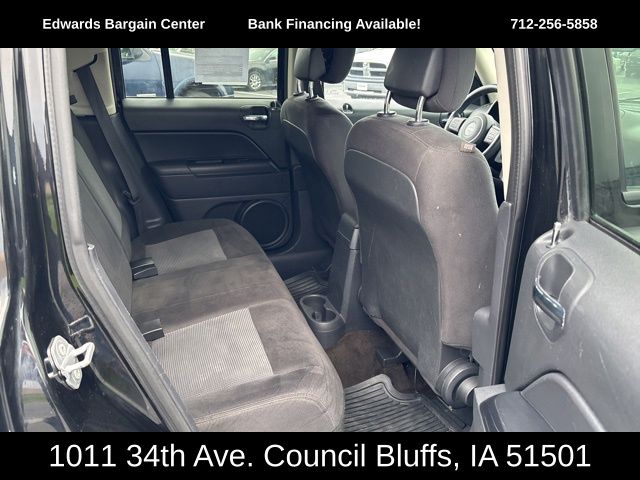 2015 Jeep Patriot Sport photo 10