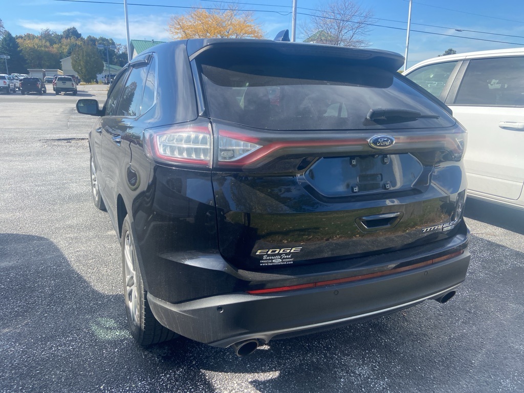 2017 Ford Edge Titanium photo 4