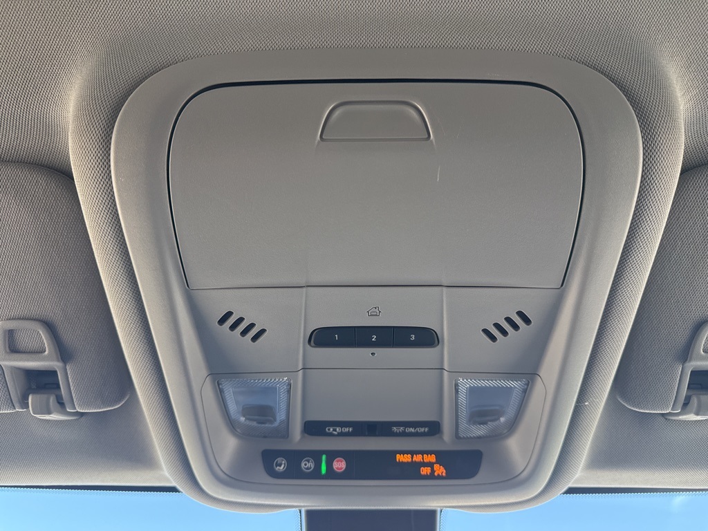 2024 Gmc Terrain SLT photo 15