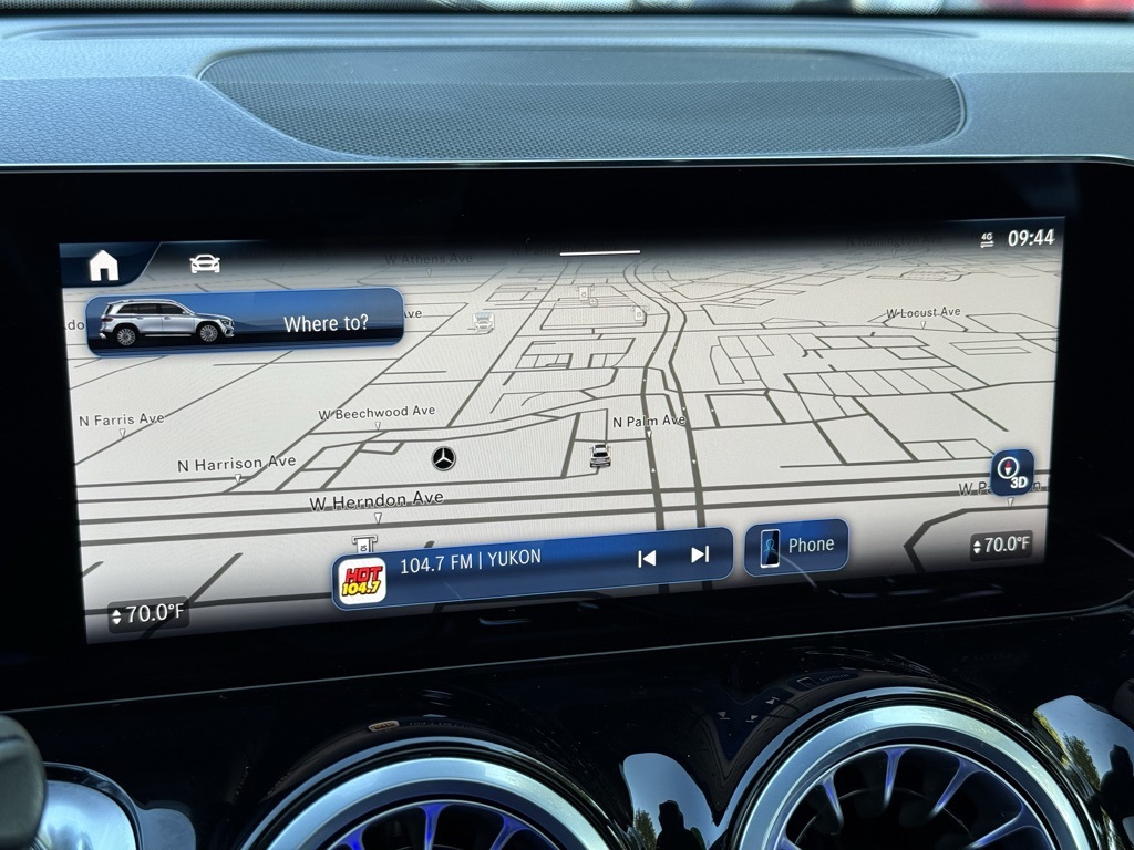 2024 Mercedes Benz GLB 35 AMG 4MATIC photo 4