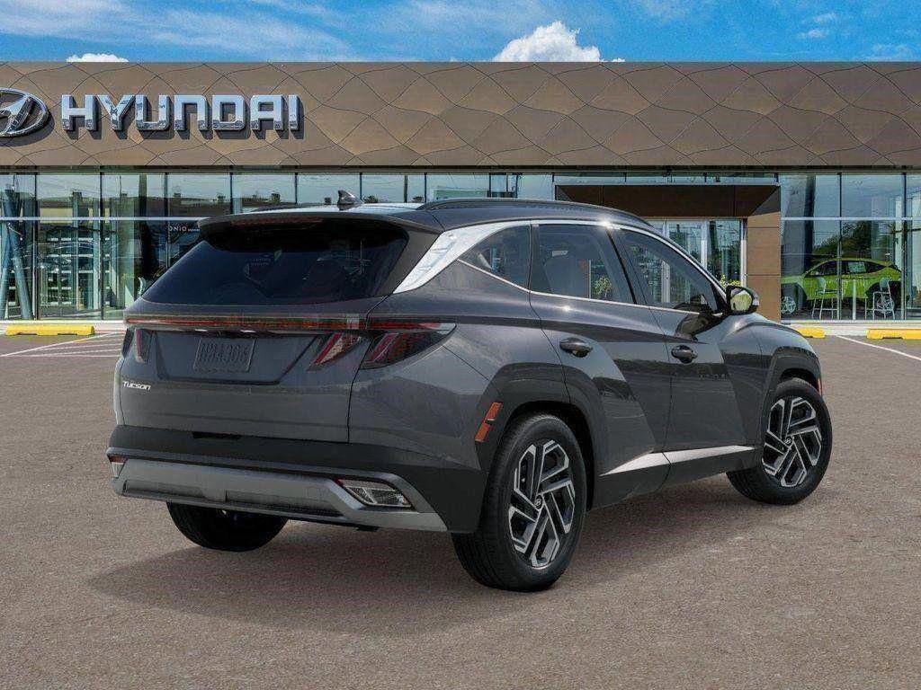 2025 Hyundai Tucson Limited photo 3