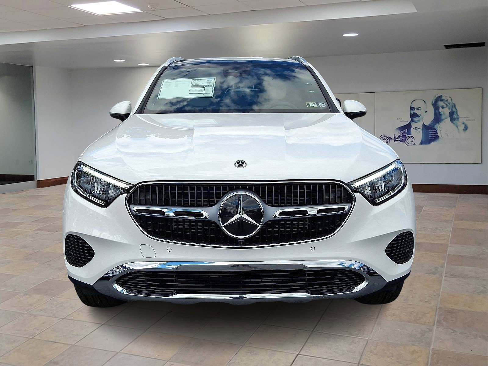 2026 Mercedes Benz GLC 300 4MATIC photo 2