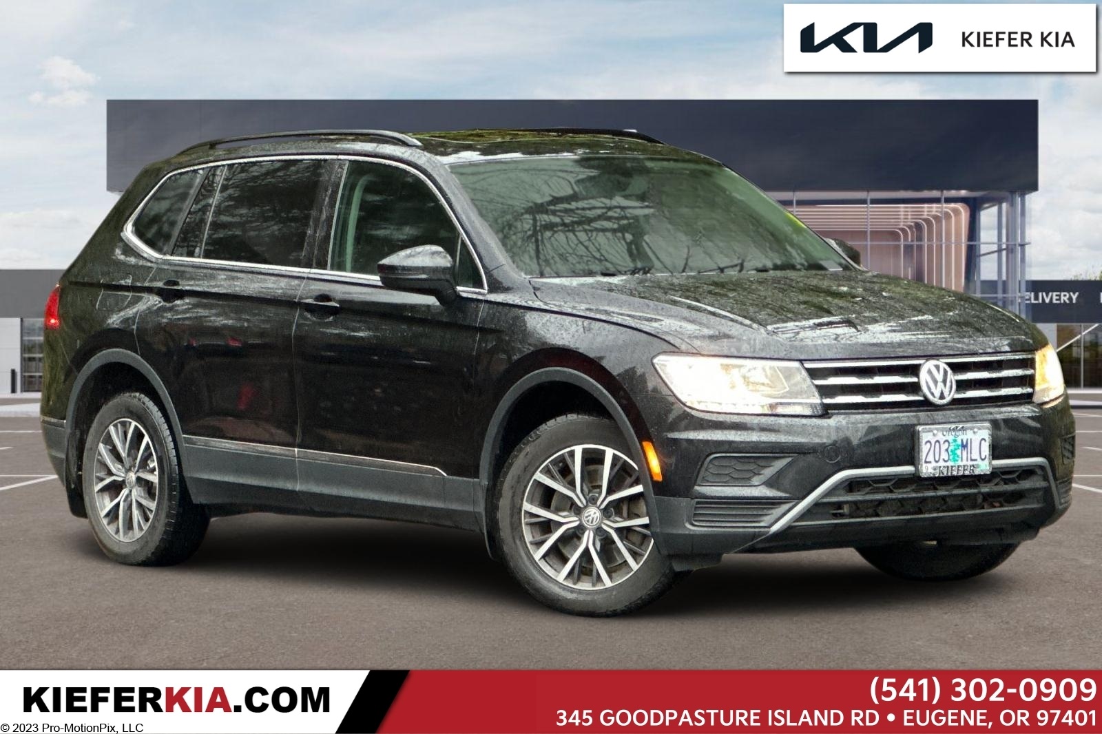 2020 Volkswagen Tiguan SE's photo