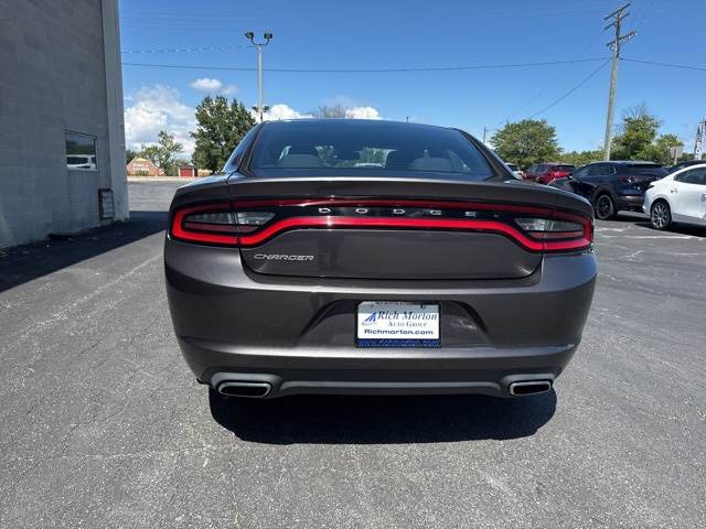 2016 Dodge Charger SE photo 10