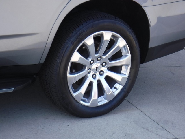 2023 Chevrolet Tahoe Premier photo 4