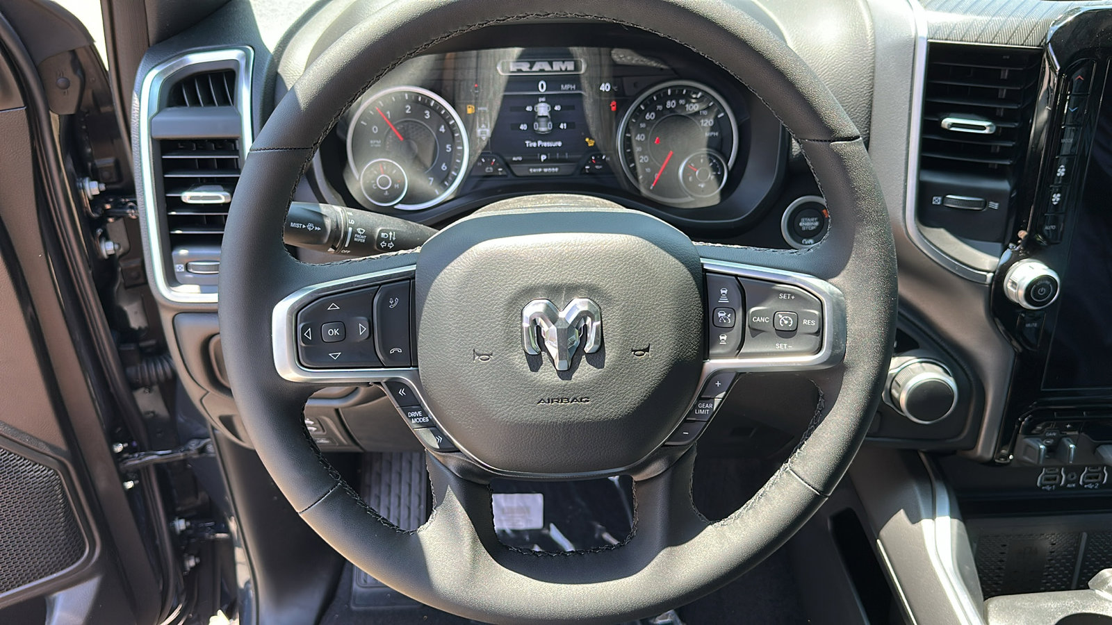 2026 Ram 1500 Big Horn photo 9