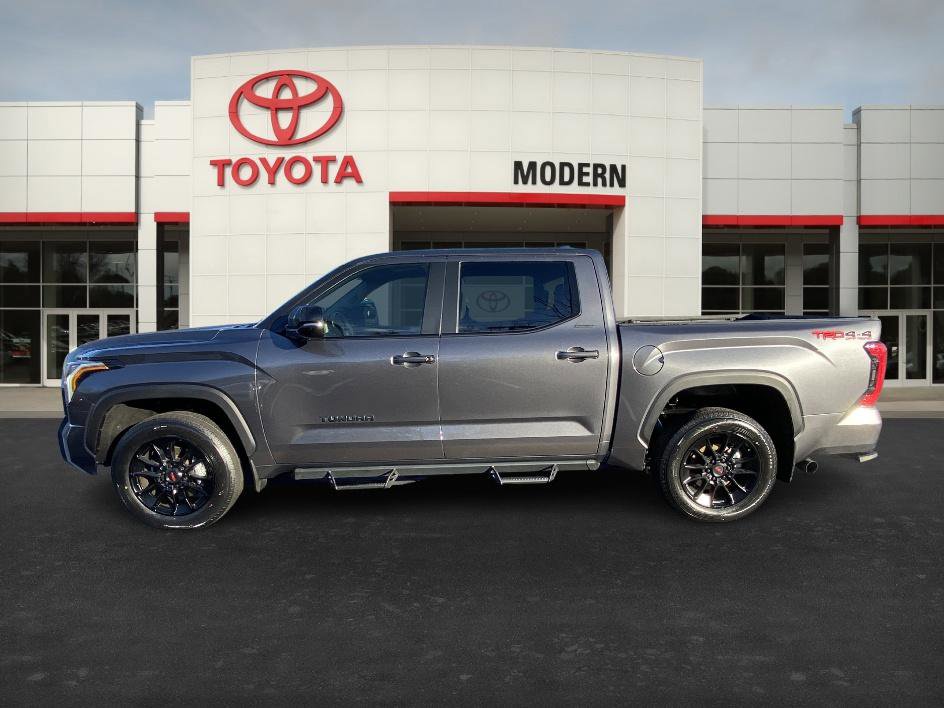 2024 Toyota Tundra Limited photo 2