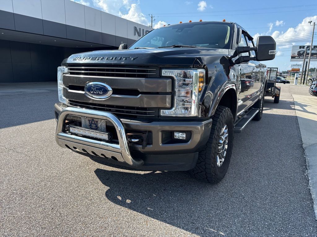 2018 Ford F-250 Super Duty Lariat's photo